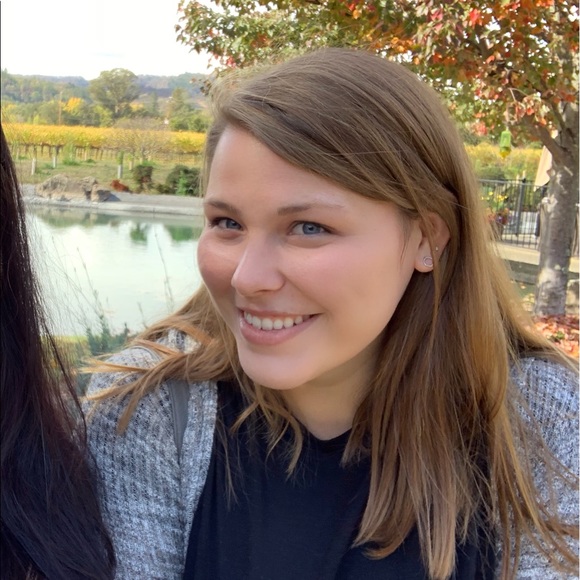 Meet your Posher, Kaitlyn - Picture 1 of 1